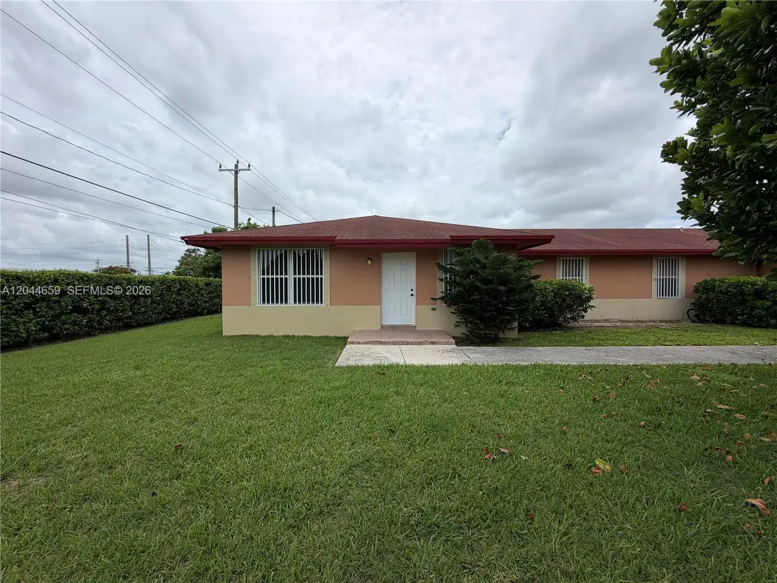 4 bedroom 2 bath Residential Lease for rent at 10530 SW 183rd St # 2, Miami FL 33157