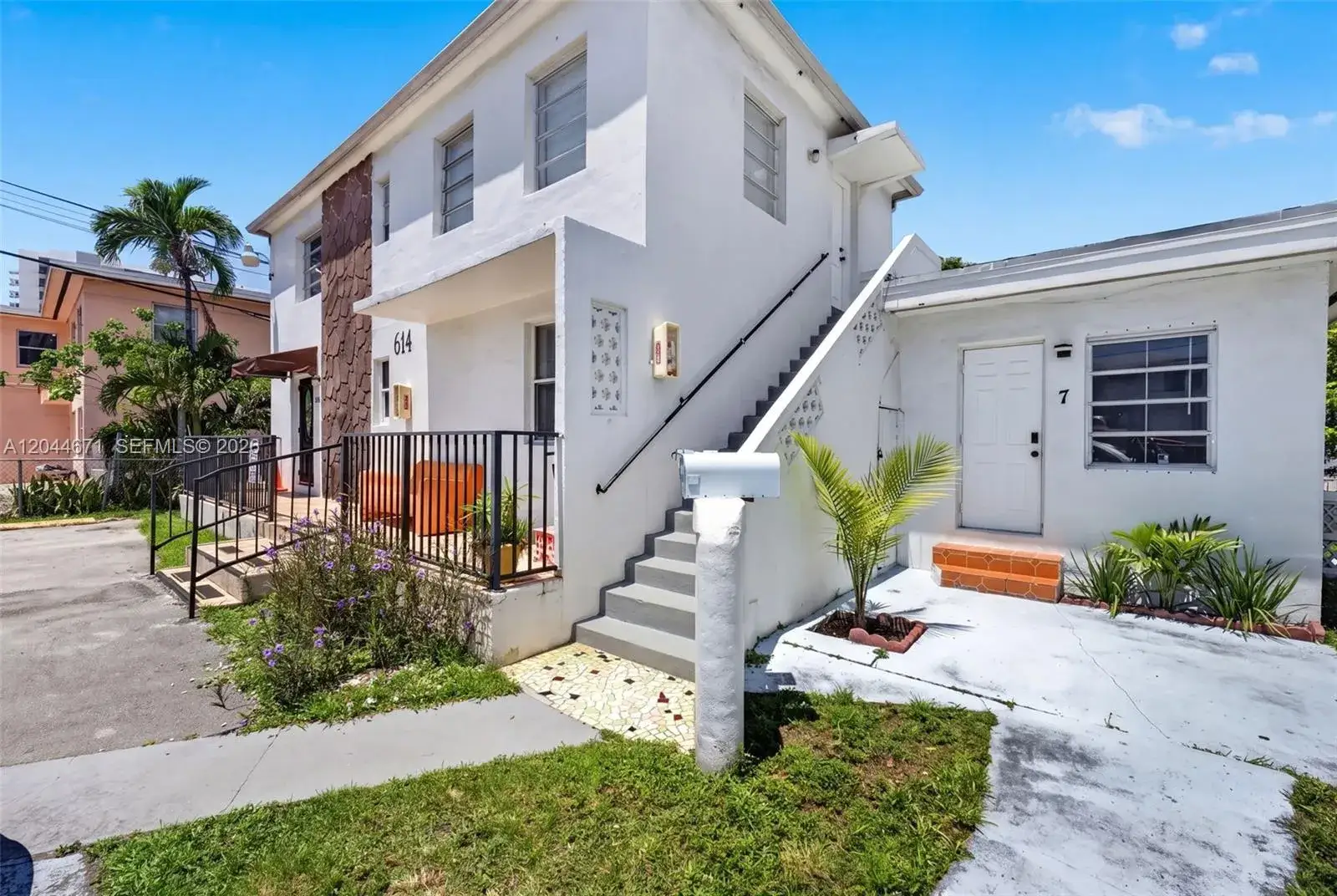 2 bedroom 1 bath Residential Lease for rent at 1900 SW 6th St SW 6th St # 6, Miami FL 33135