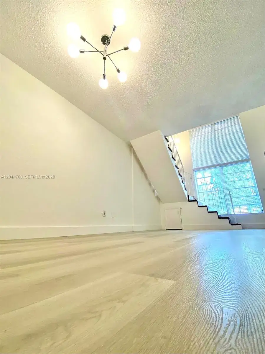 1 bedroom 1 bath Residential Lease for rent at 10901 N Kendall Dr # 210, Miami FL 33176
