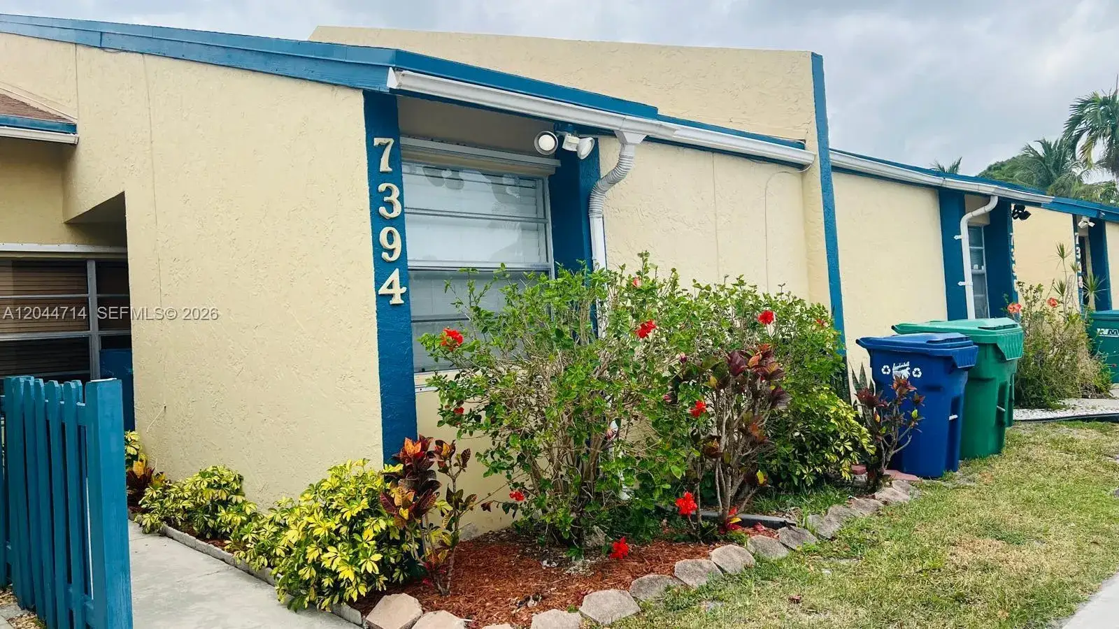 2 bedroom 2 bath Residential Lease for rent at 7394 NW 34th St, Lauderhill FL 33319