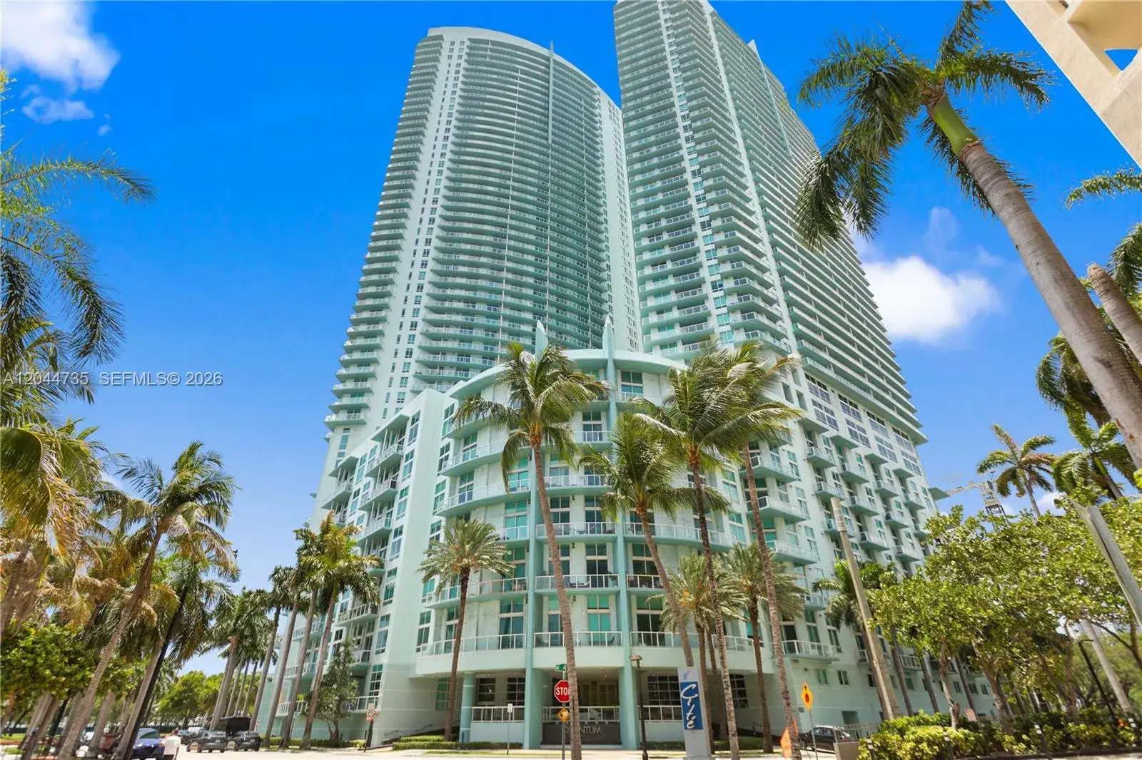 1 bedroom 1 bath Residential Lease for rent at 1900 N Bayshore Drive Dr # 715, Miami FL 33132