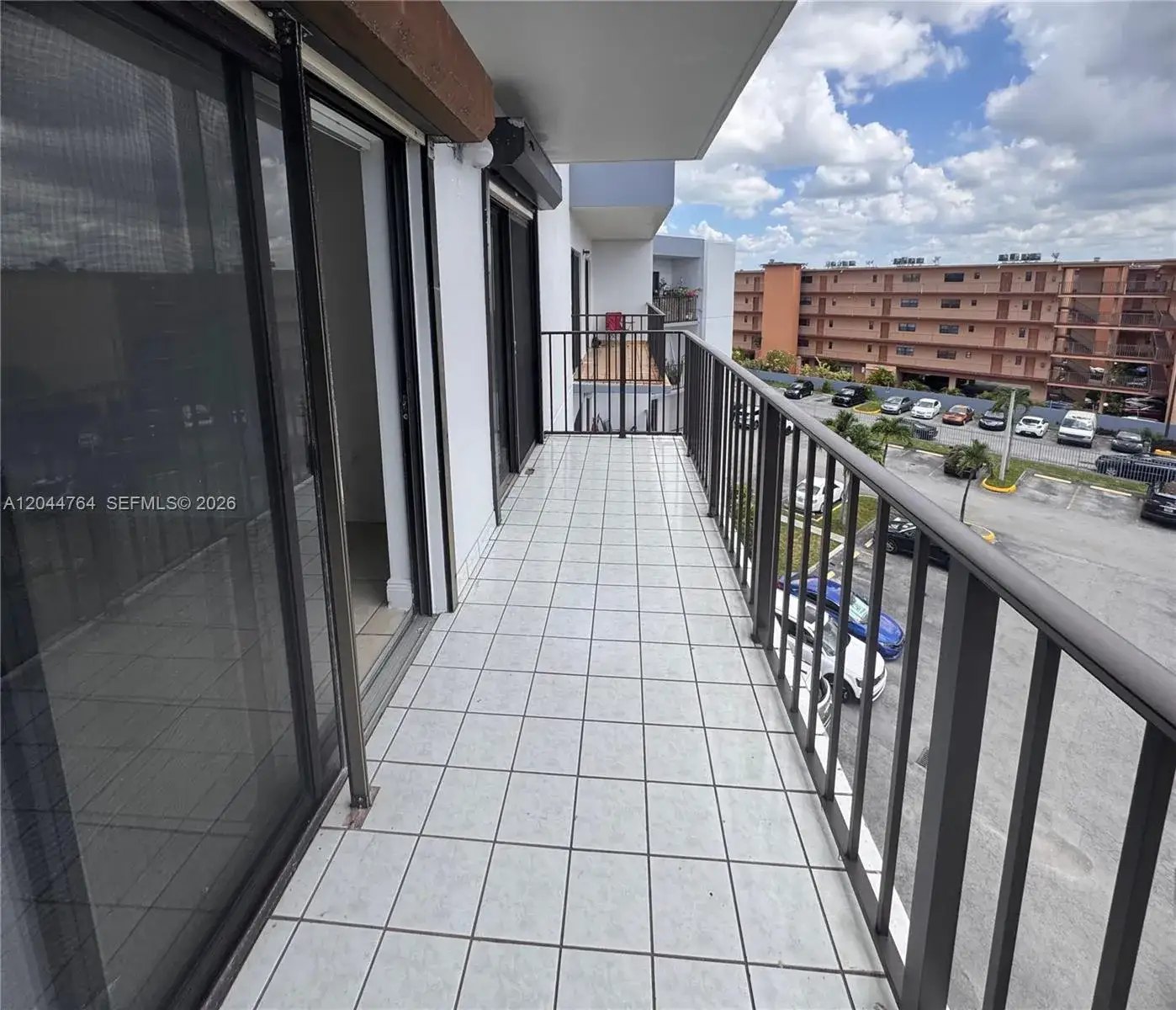 2 bedroom 2 bath Residential Lease for rent at 1820 W 53rd St # 517, Hialeah FL 33012