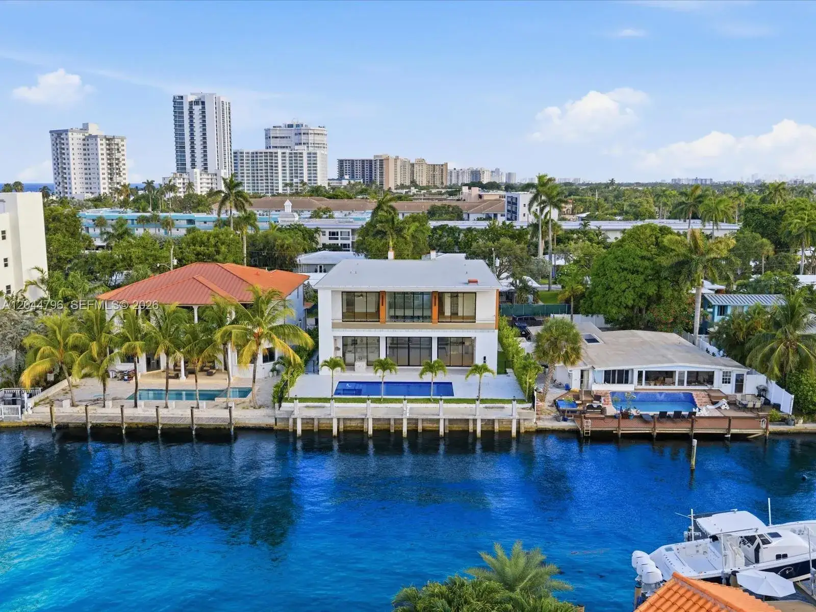 7 bedroom 7 bath Residential for sale at 2 Sunset Ln, Lauderdale By The Sea FL 33062