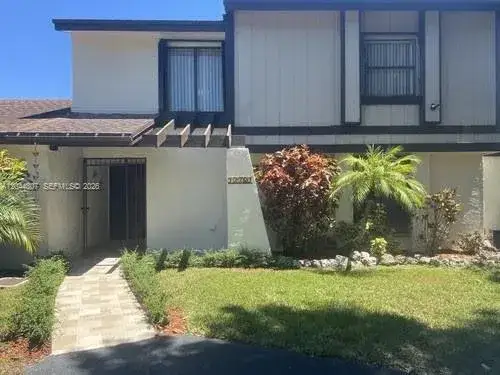3 bedroom 2 bath Residential Lease for rent at 12701 SW 70th Ln, Miami FL 33183