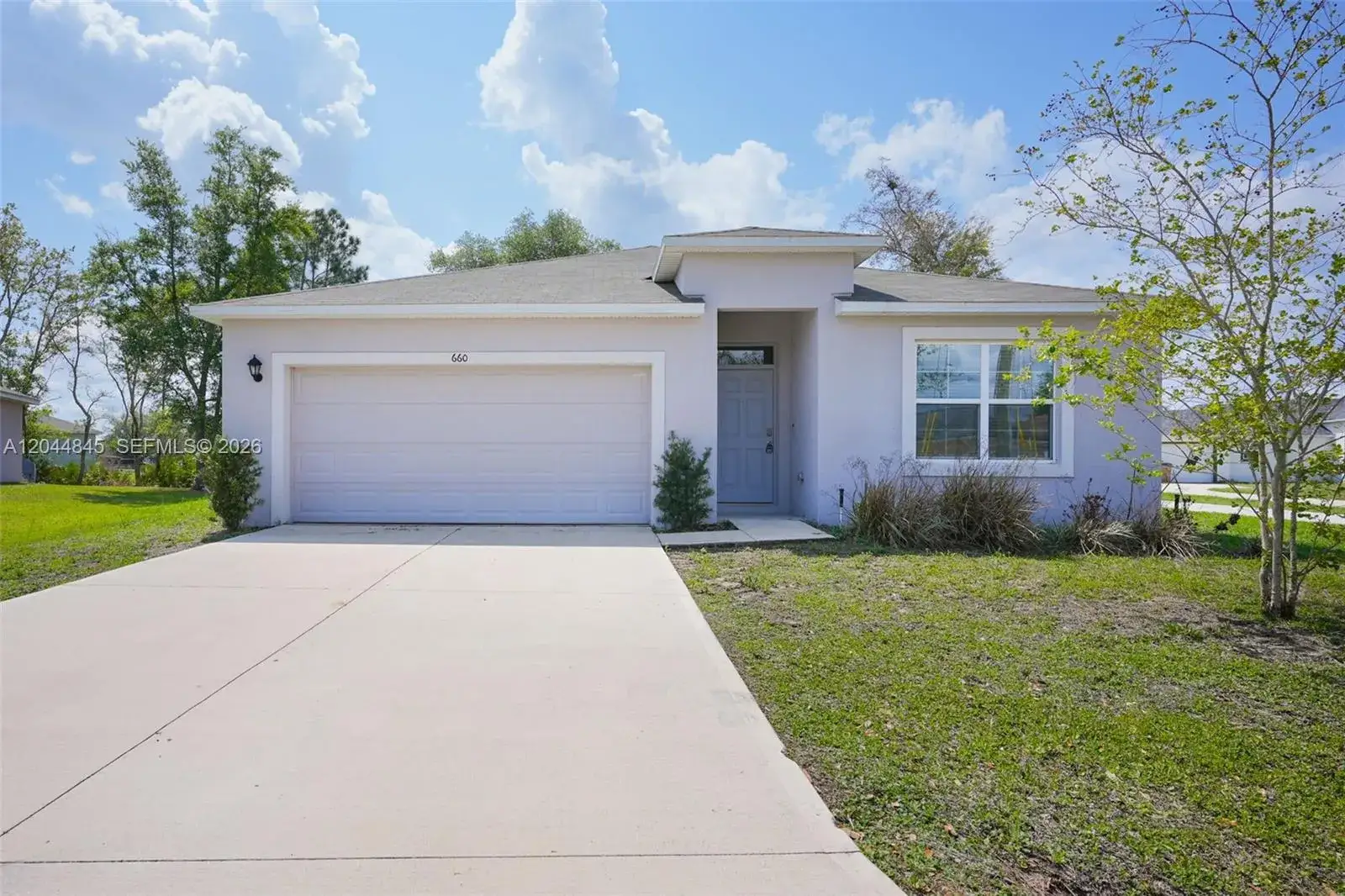 4 bedroom 2 bath Residential for sale at 660 COTULLA Dr, Kissimmee FL 34758