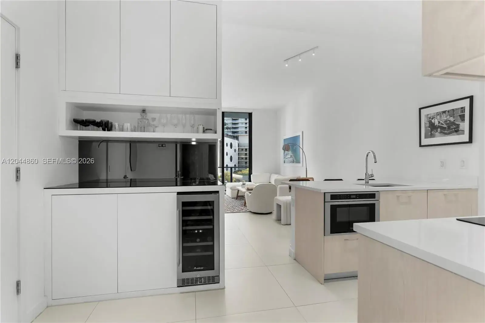 1 bedroom 1 bath Residential for sale at 501 NE 31st St # 204, Miami FL 33137