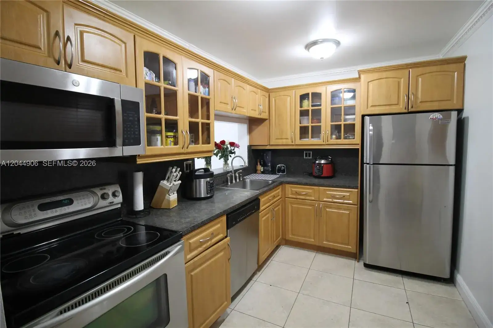 2 bedroom 2 bath Residential Lease for rent at 8415 SW 107th Ave # 359W, Miami FL 33173