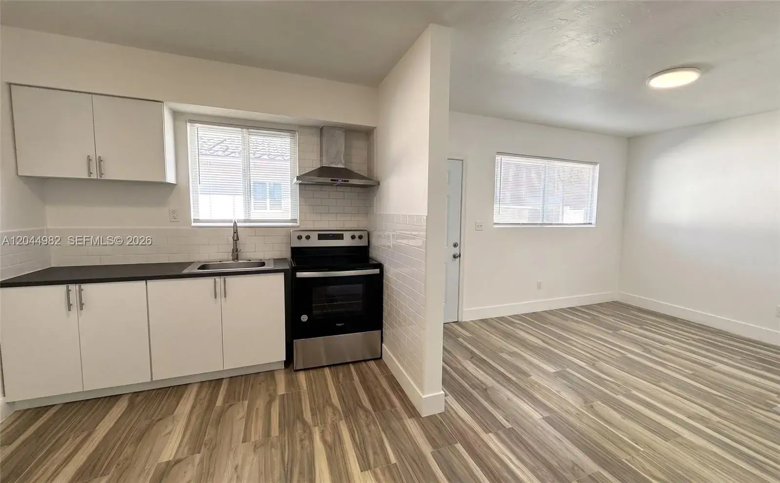 1 bedroom 1 bath Residential Lease for rent at 120 NE 55th St # 4, Miami FL 33137