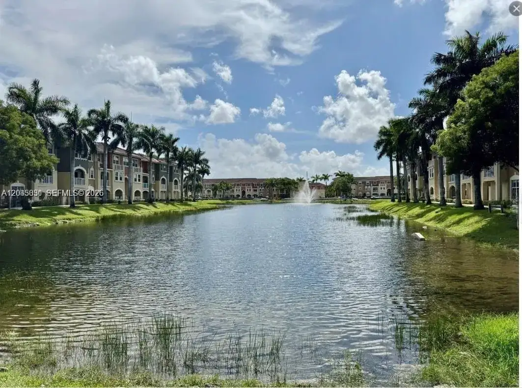 3 bedroom 2 bath Residential for sale at 10885 NW 89th Ter # 203, Doral FL 33178