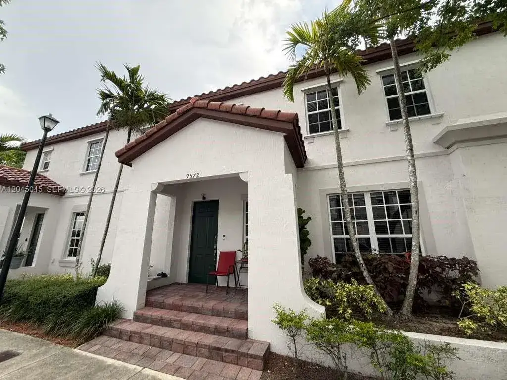 4 bedroom 3 bath Residential Lease for rent at 9572 SW 169th Pl, Miami FL 33196