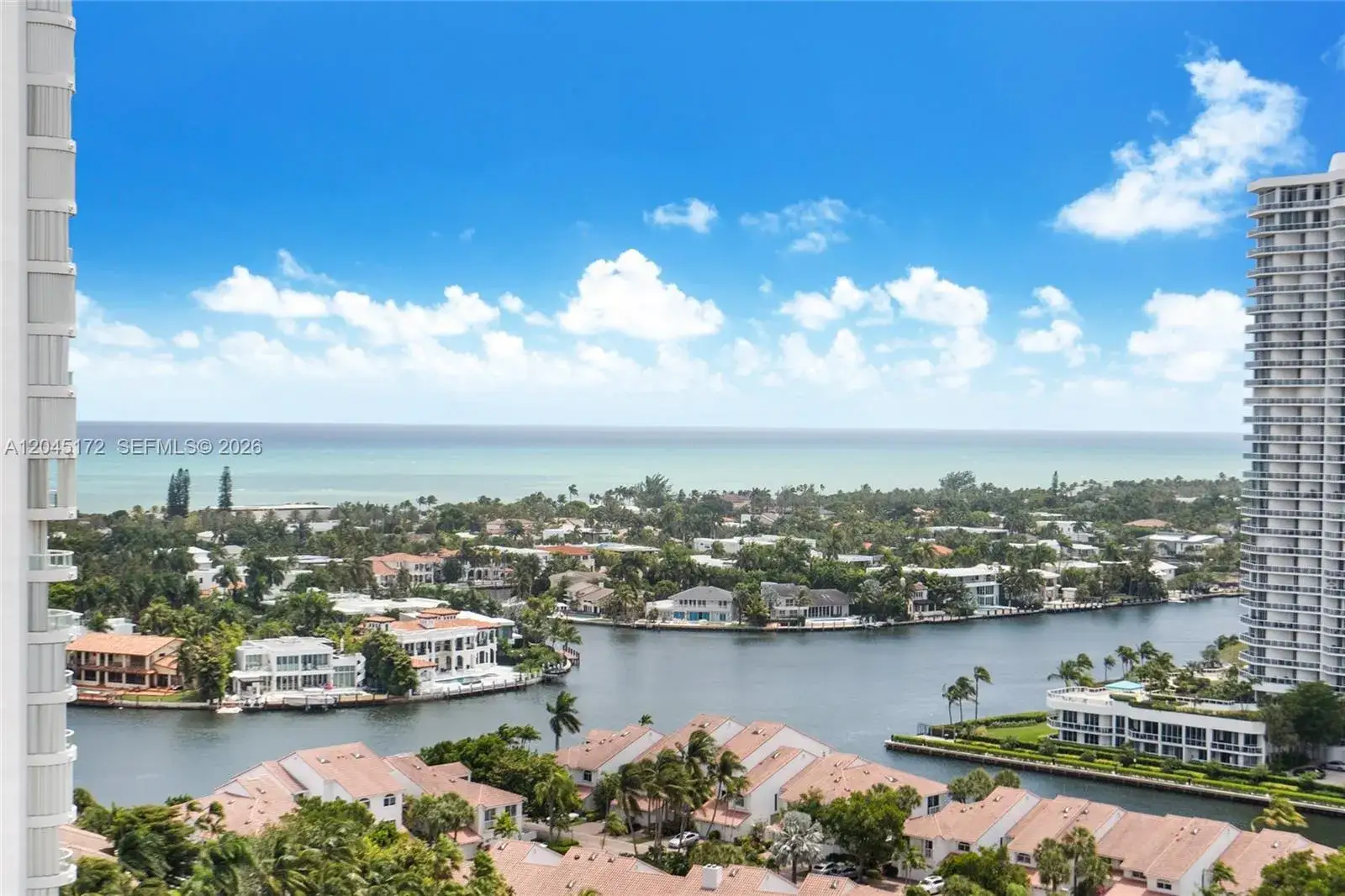 3 bedroom 2 bath Residential for sale at 21055 Yacht Club Dr # 2005, Aventura FL 33180