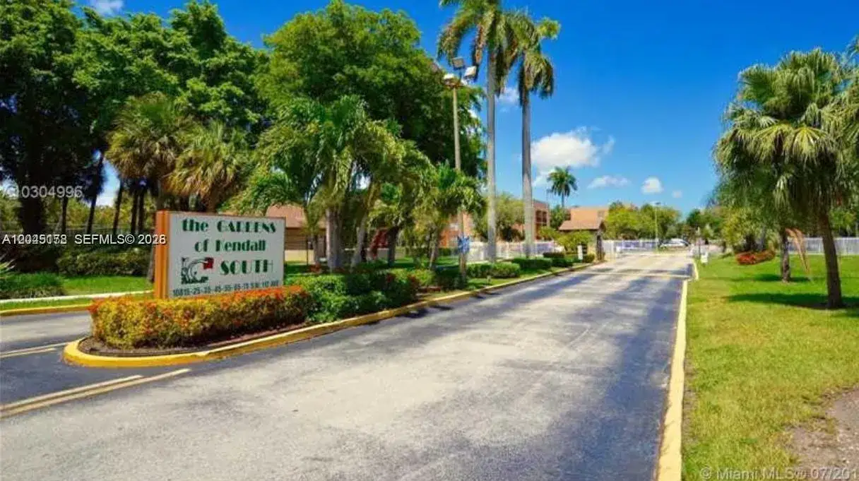 1 bedroom 1 bath Residential for sale at 10845 SW 112th Ave # 211, Miami FL 33176