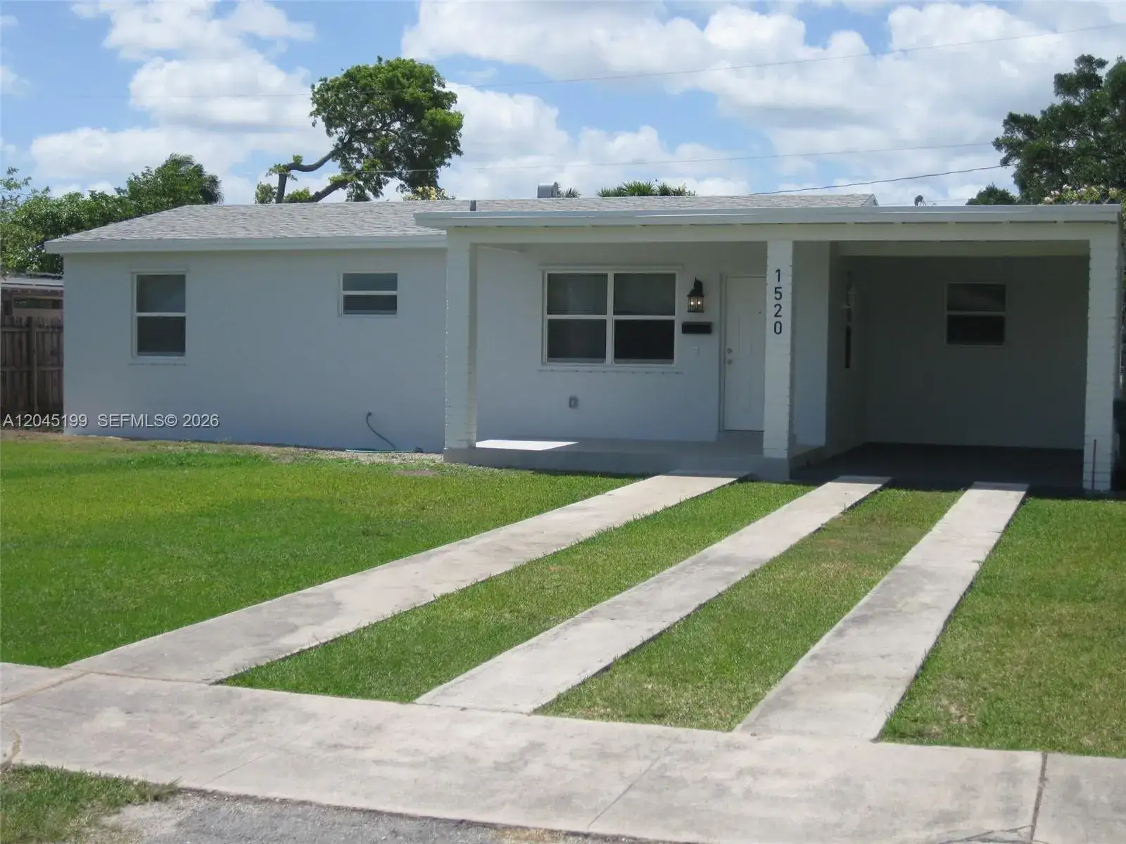 3 bedroom 1 bath Residential Lease for rent at 1520 NE 14th St, Homestead FL 33033