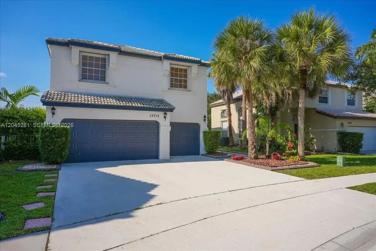 4 bedroom 2 bath Residential for sale at 15714 NW 10th St, Pembroke Pines FL 33028