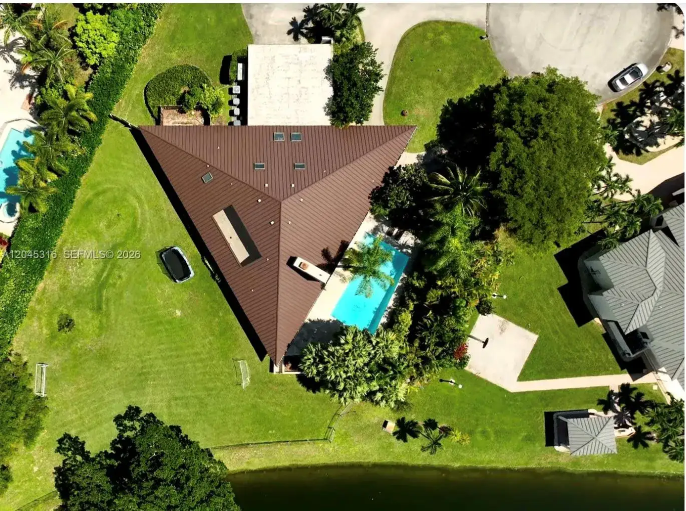 5 bedroom 3 bath Residential Lease for rent at 8925 SW 102nd Ter # 0, Miami FL 33176
