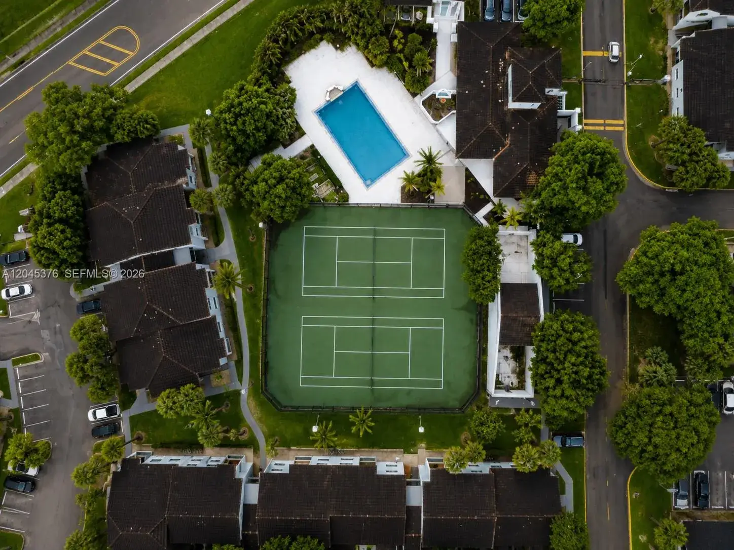 2 bedroom 2 bath Residential for sale at 7090 NW 179th St # 108, Hialeah FL 33015