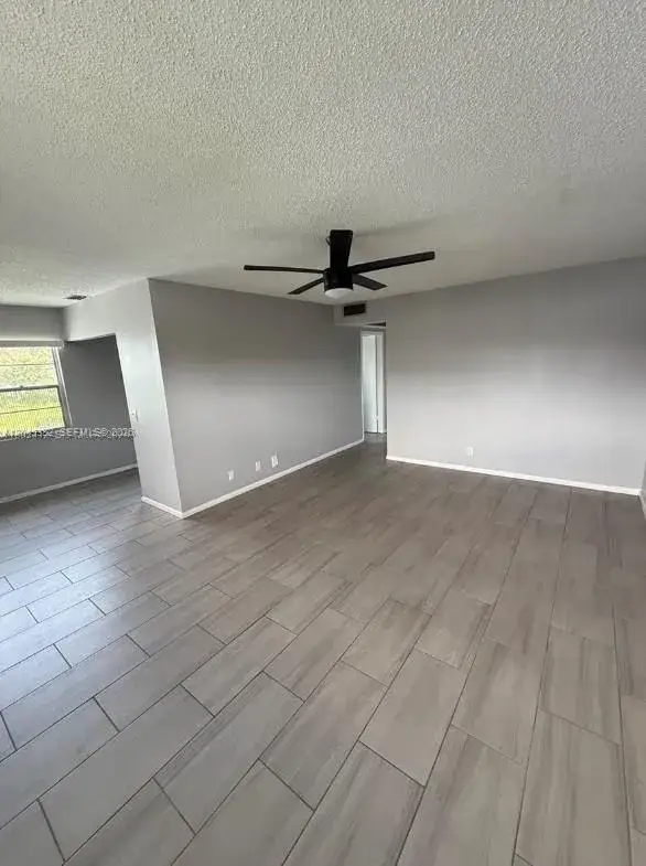 2 bedroom 1 bath Residential Lease for rent at 165 Fanshaw D # 165, Boca Raton FL 33434