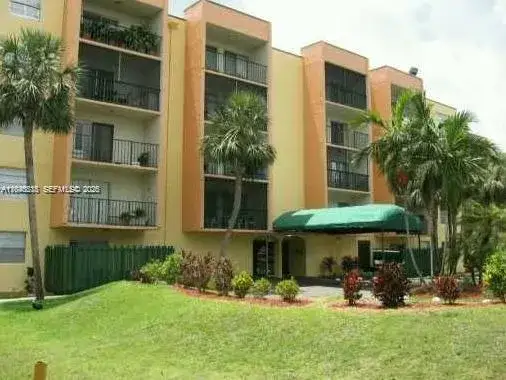 1 bedroom 1 bath Residential for sale at 14250 SW 62nd St # 312, Miami FL 33183