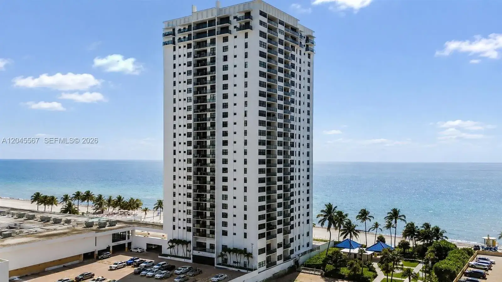1 bedroom 1 bath Residential for sale at 2301 S Ocean Dr # 1006, Hollywood FL 33019