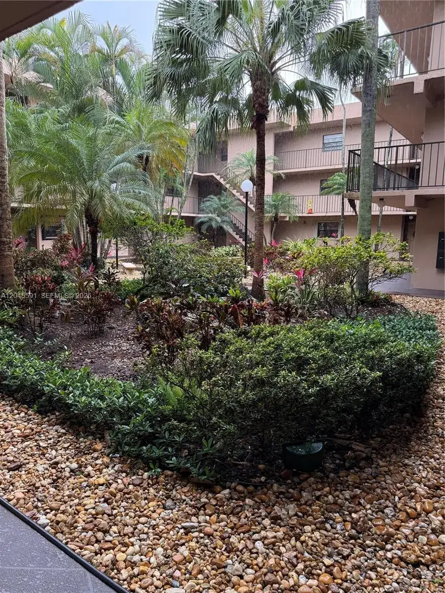 2 bedroom 2 bath Residential Lease for rent at 10975 SW 107th St # 302, Miami FL 33176
