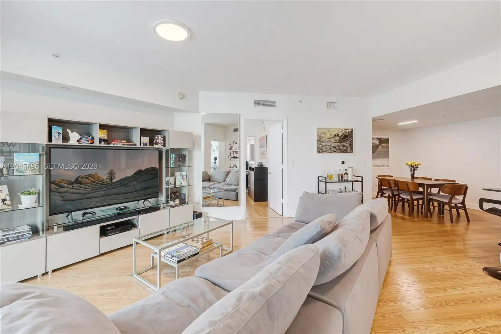 2 bedroom 2 bath Residential for sale at 350 S Miami Ave # 2104, Miami FL 33130