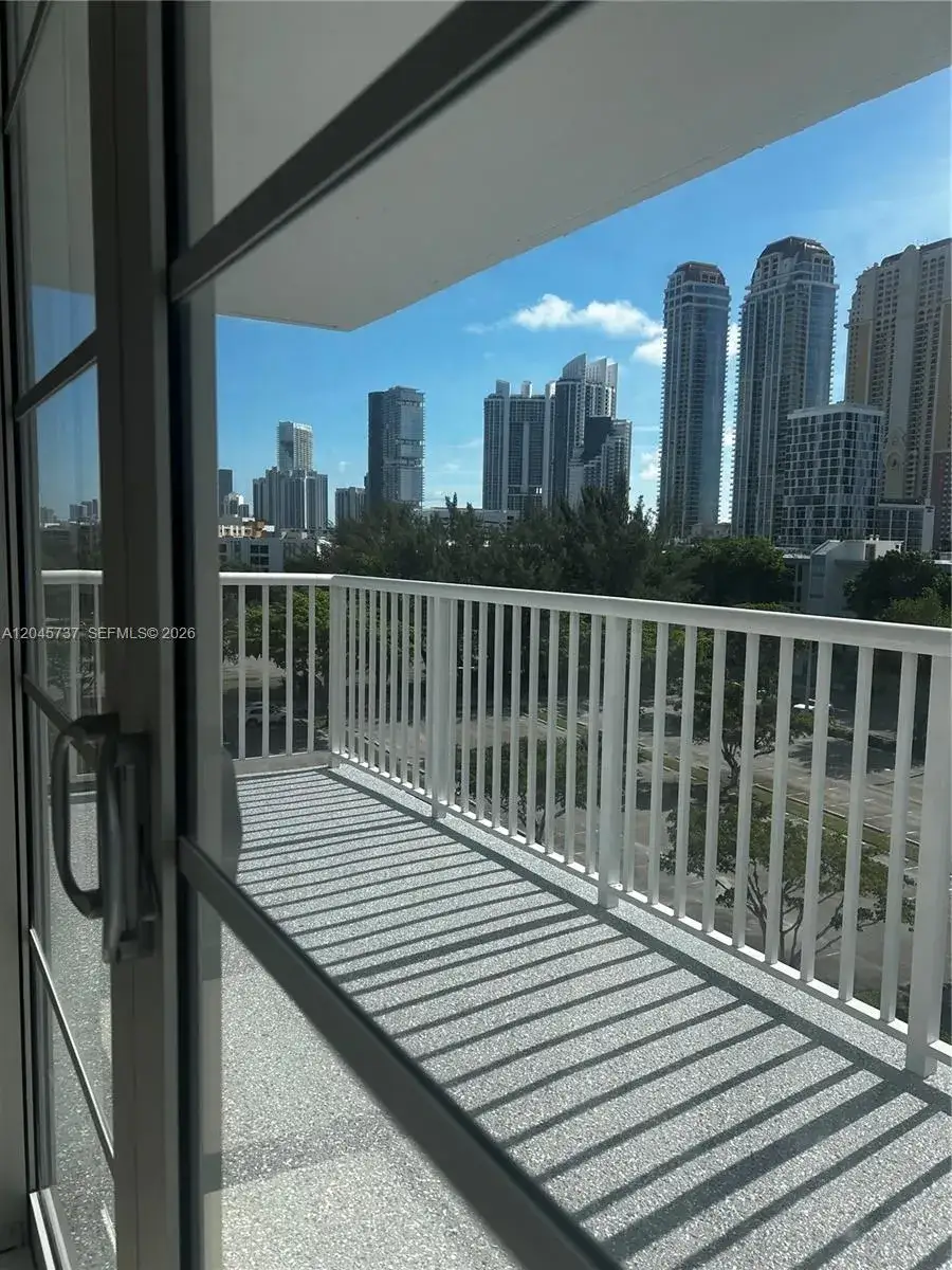 3 bedroom 2 bath Residential Lease for rent at 231 174th St # 718, Sunny Isles Beach FL 33160