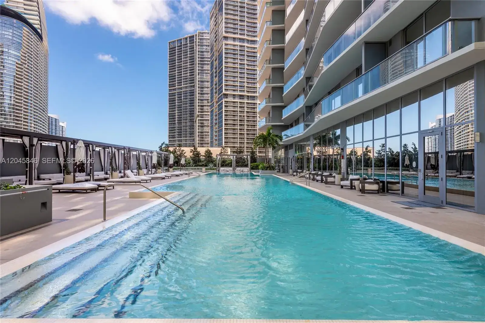 1 bath Residential Lease for rent at 77 SE 5th Street # 3604, Miami FL 33131