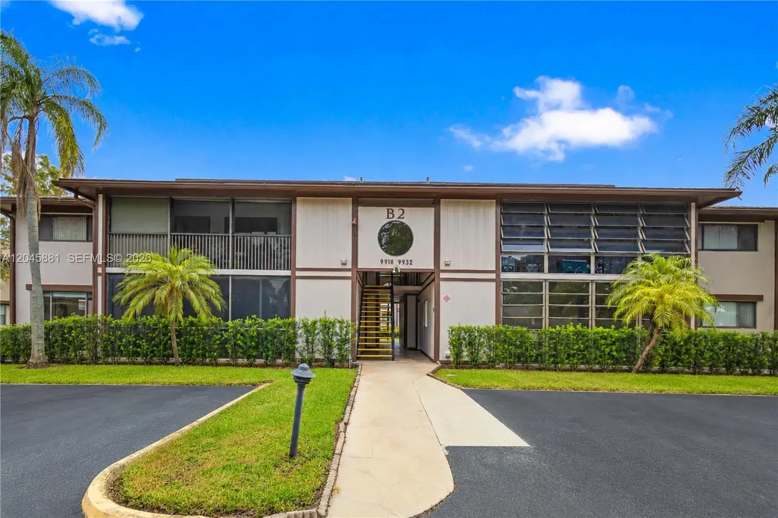 2 bedroom 1 bath Residential for sale at 9930 S Belfort Cir # 105, Tamarac FL 33321
