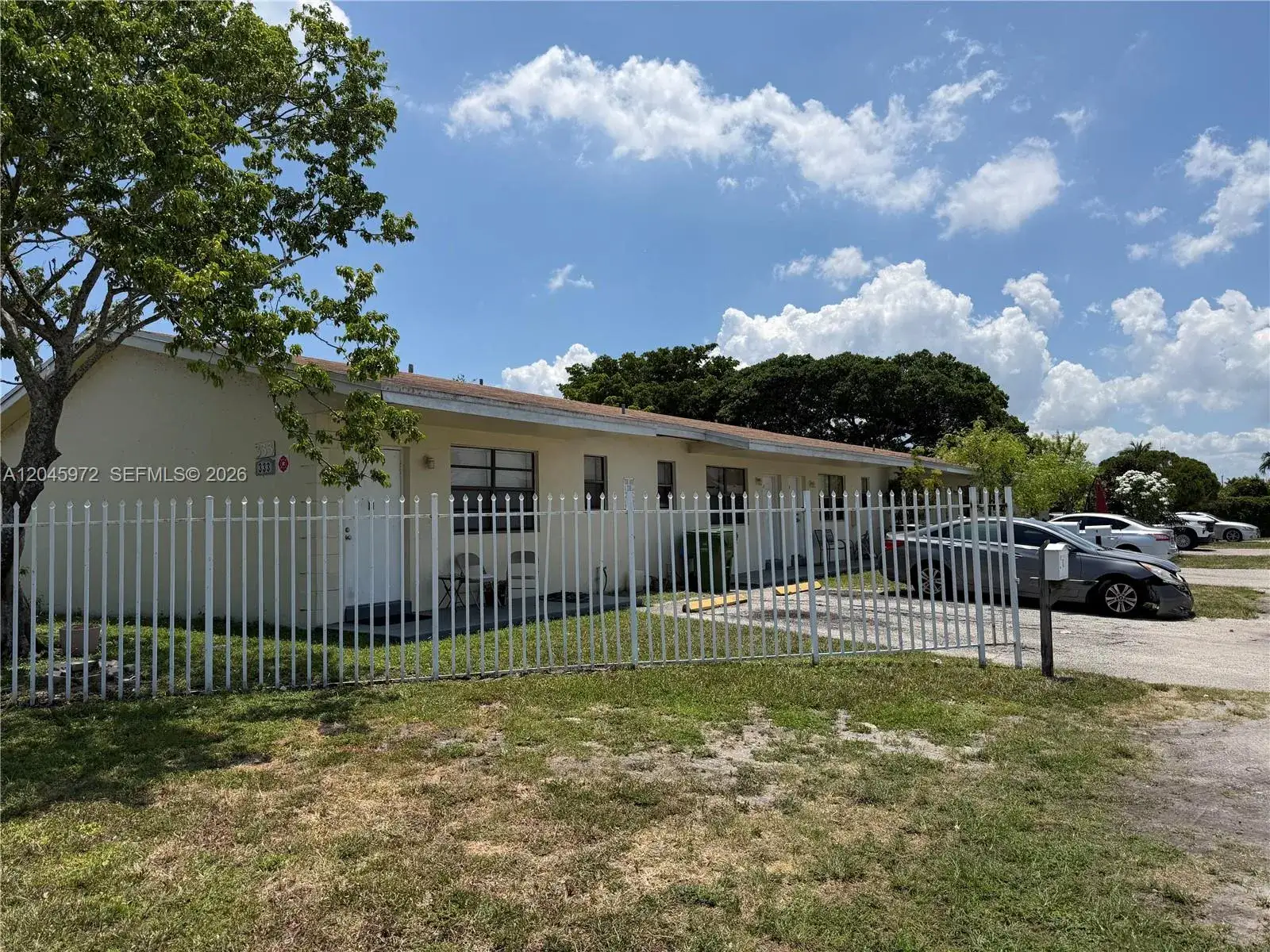2 bedroom 1 bath Residential Lease for rent at 333 NW 2nd Ave # 6, Hallandale Beach FL 33009