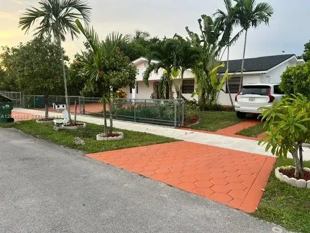 5 bedroom 3 bath Residential Lease for rent at 11461 SW 193rd St # 0, Miami FL 33157