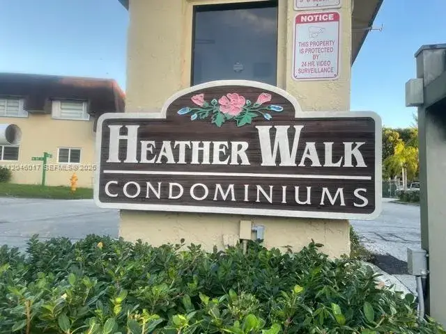 3 bedroom 2 bath Residential Lease for rent at 9002 SW 137 ST # 27, Miami FL 33176