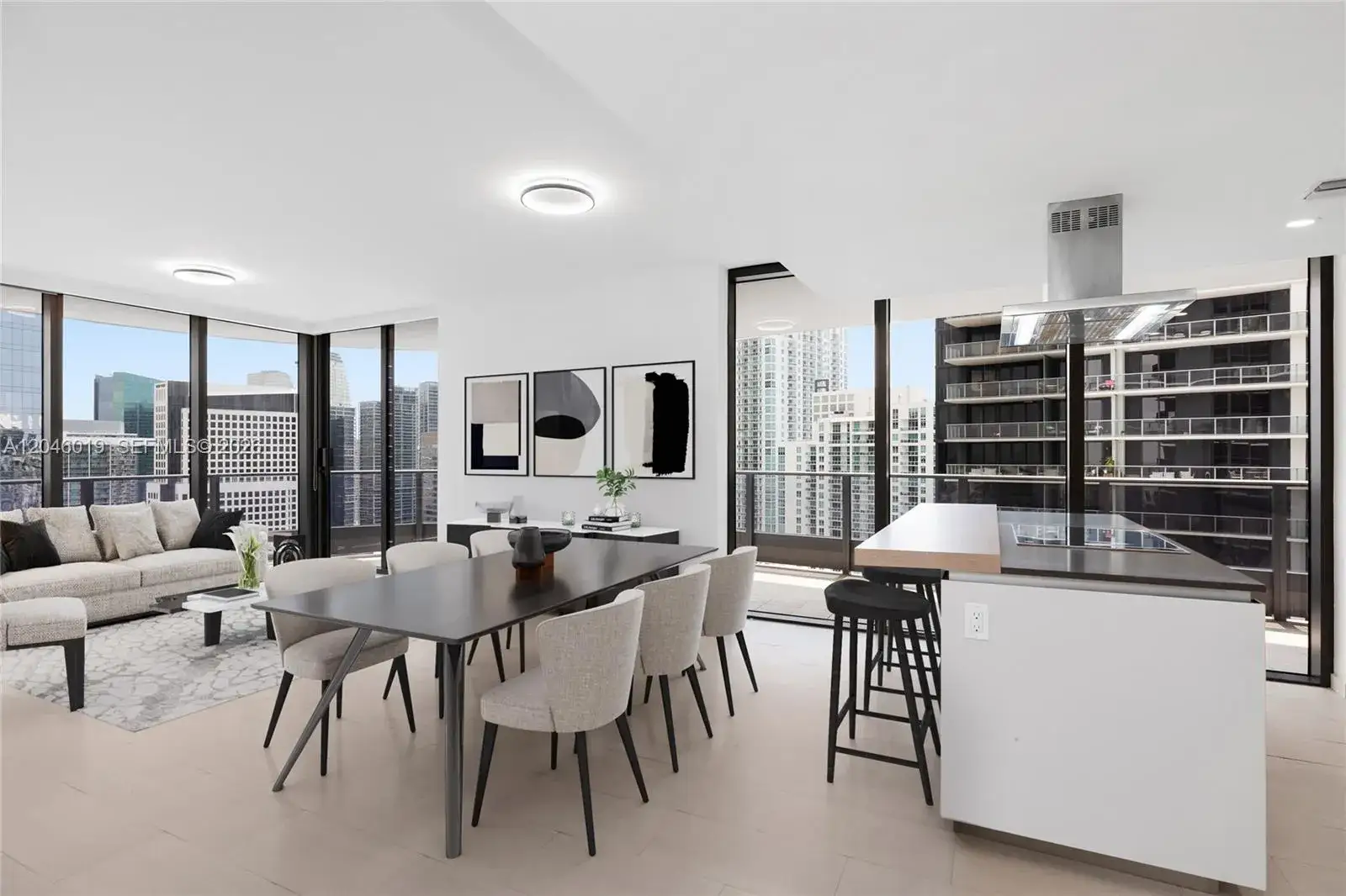 2 bedroom 2 bath Residential for sale at 1000 Brickell Plz # 4015, Miami FL 33131