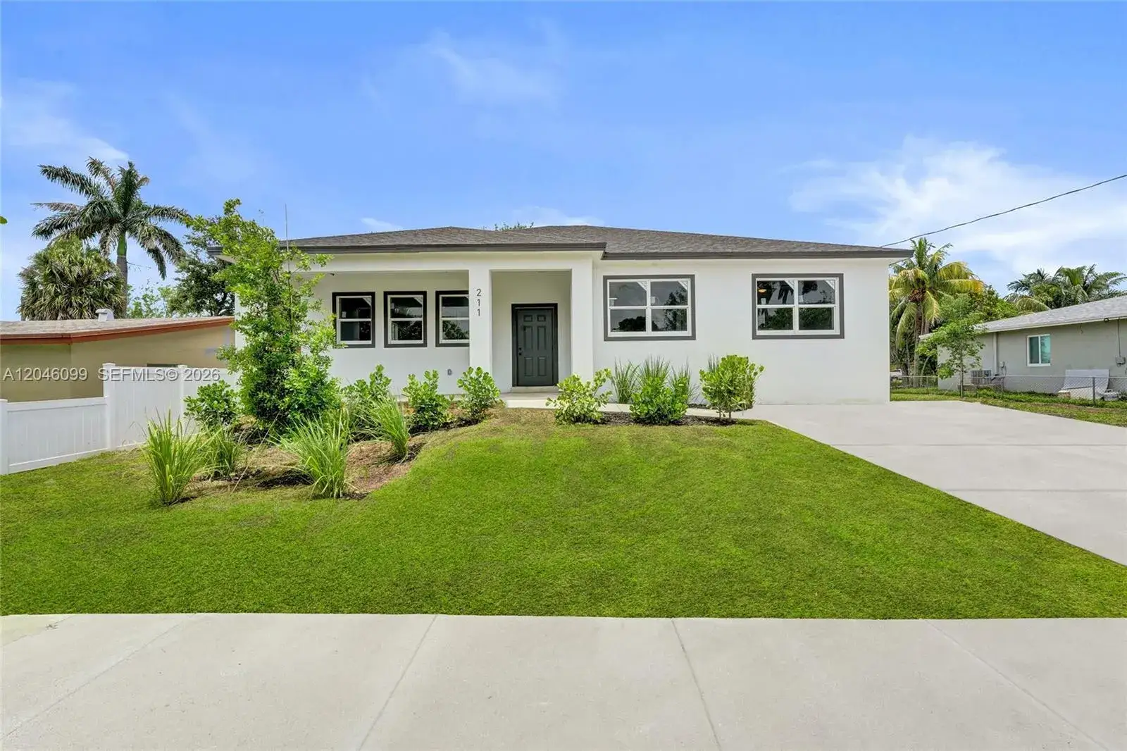 4 bedroom 3 bath Residential for sale at 211 NW 14th Ct, Dania Beach FL 33004