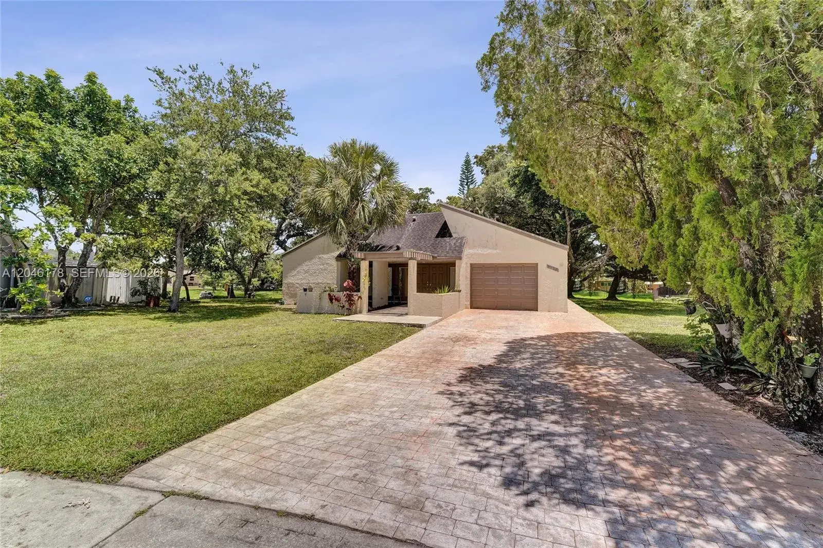 3 bedroom 2 bath Residential for sale at 9120 SW 49th St, Cooper City FL 33328