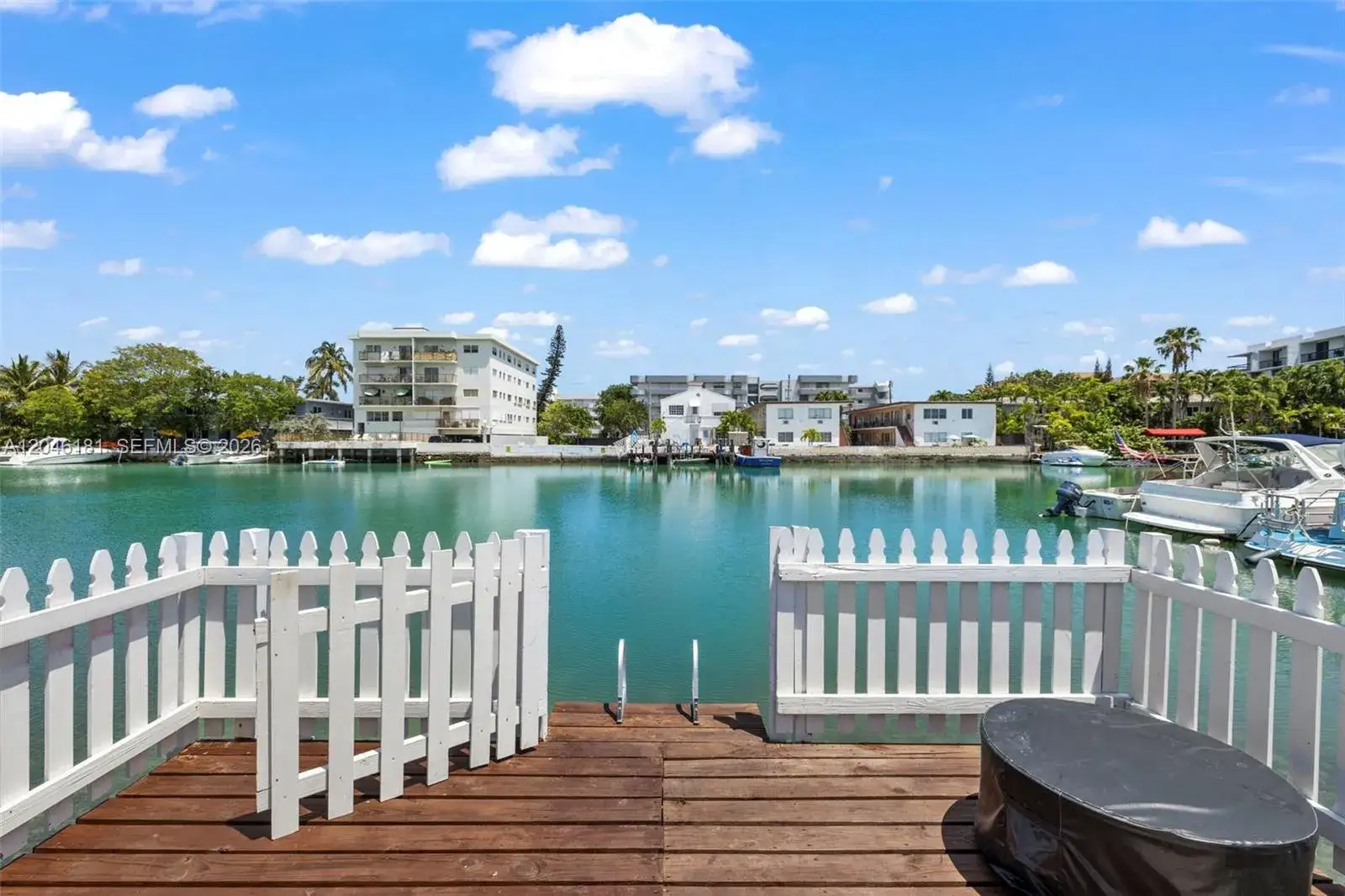 1 bedroom 1 bath Residential Lease for rent at 8135 Crespi Blvd # 4, Miami Beach FL 33141
