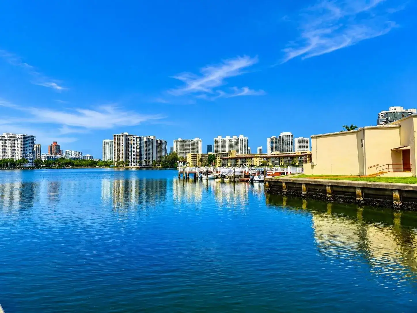 1 bedroom 1 bath Residential Lease for rent at 2859 Leonard Dr # G509, Aventura FL 33160
