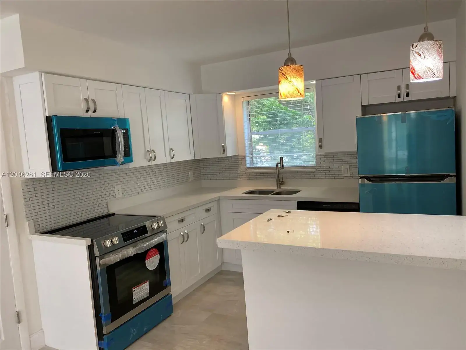 2 bedroom 1 bath Residential Lease for rent at 601 SE 5th Ct # 208, Fort Lauderdale FL 33301