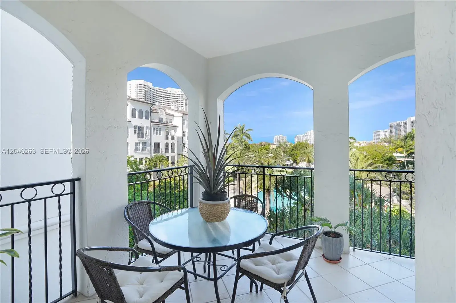 3 bedroom 2 bath Residential for sale at 3700 Island Blvd # C307, Aventura FL 33160