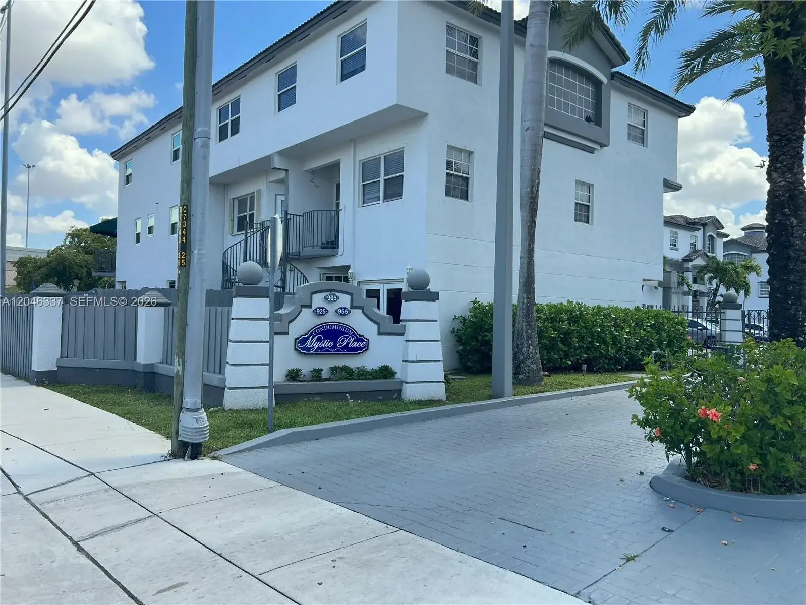 2 bedroom 2 bath Residential Lease for rent at 925 NW 82nd Ave # A, Miami FL 33126