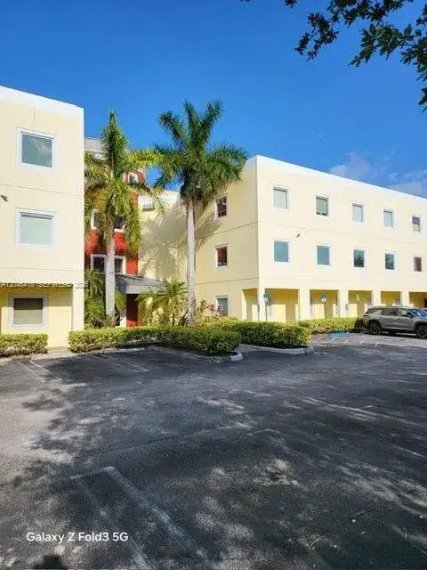 Commercial Sale for sale at 12595 SW 137th Ave # 311, Miami FL 33186