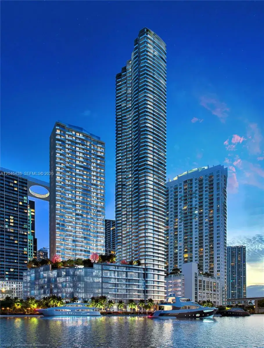 1 bedroom 1 bath Residential for sale at 77 SE 5th Street # 1915, Miami FL 33131