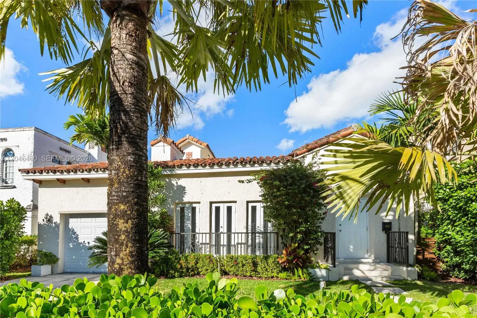 3 bedroom 3 bath Residential for sale at 737 Alhambra Cir, Coral Gables FL 33134