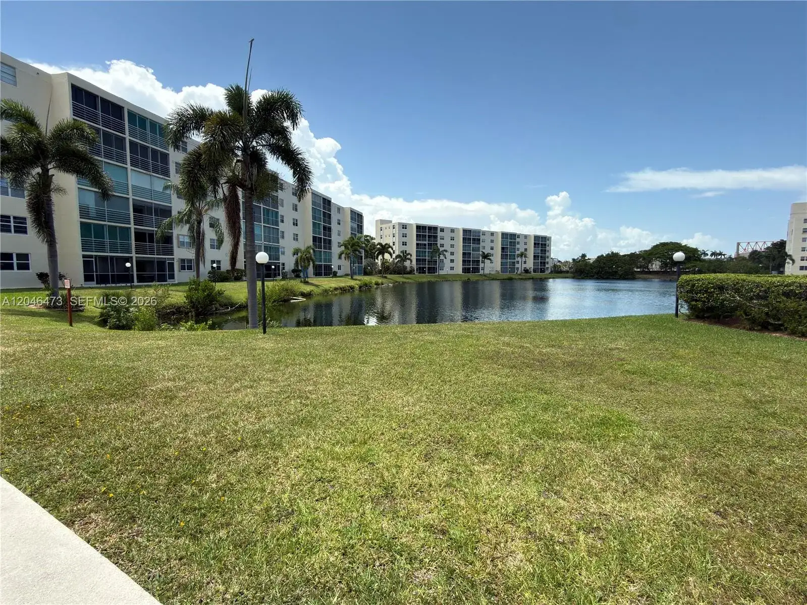 2 bedroom 2 bath Residential for sale at 141 SE 3rd Ave # 106, Dania Beach FL 33004