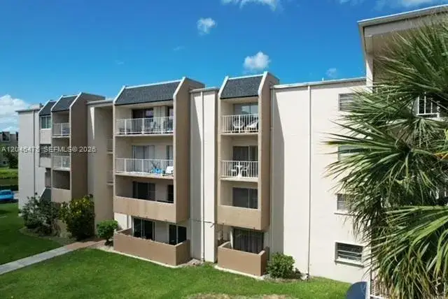 1 bedroom 1 bath Residential Lease for rent at 7715 SW 86th St # 205, Miami FL 33143