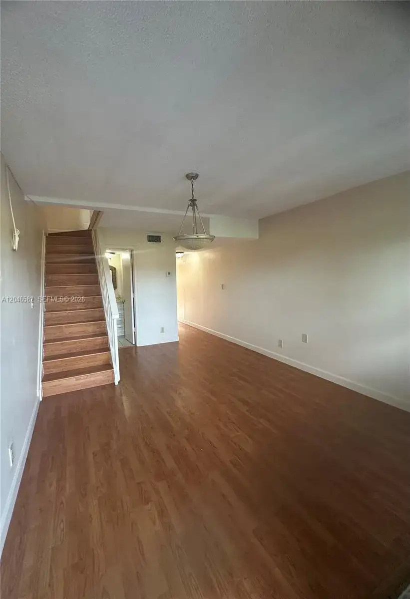 2 bedroom 2 bath Residential Lease for rent at 9500 SW 3rd St # 254, Boca Raton FL 33428