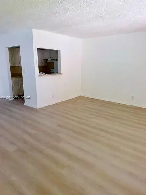 1 bedroom 1 bath Residential Lease for rent at 41 Salisbury # B, West Palm Beach FL 33417