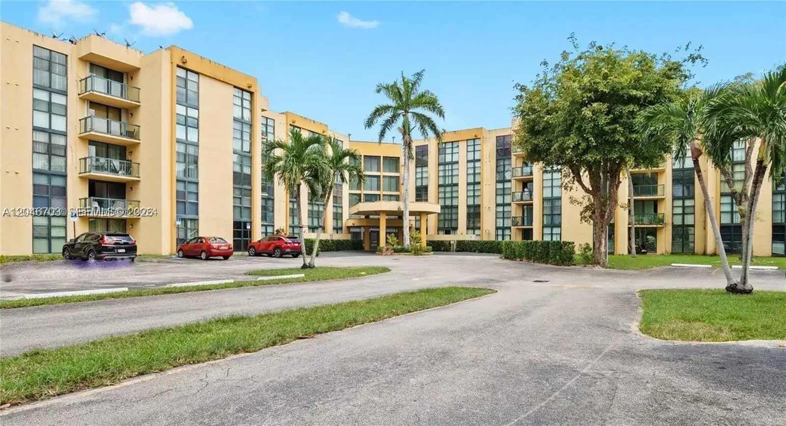 2 bedroom 2 bath Residential Lease for rent at 11780 SW 18th St # 2, Miami FL 33175