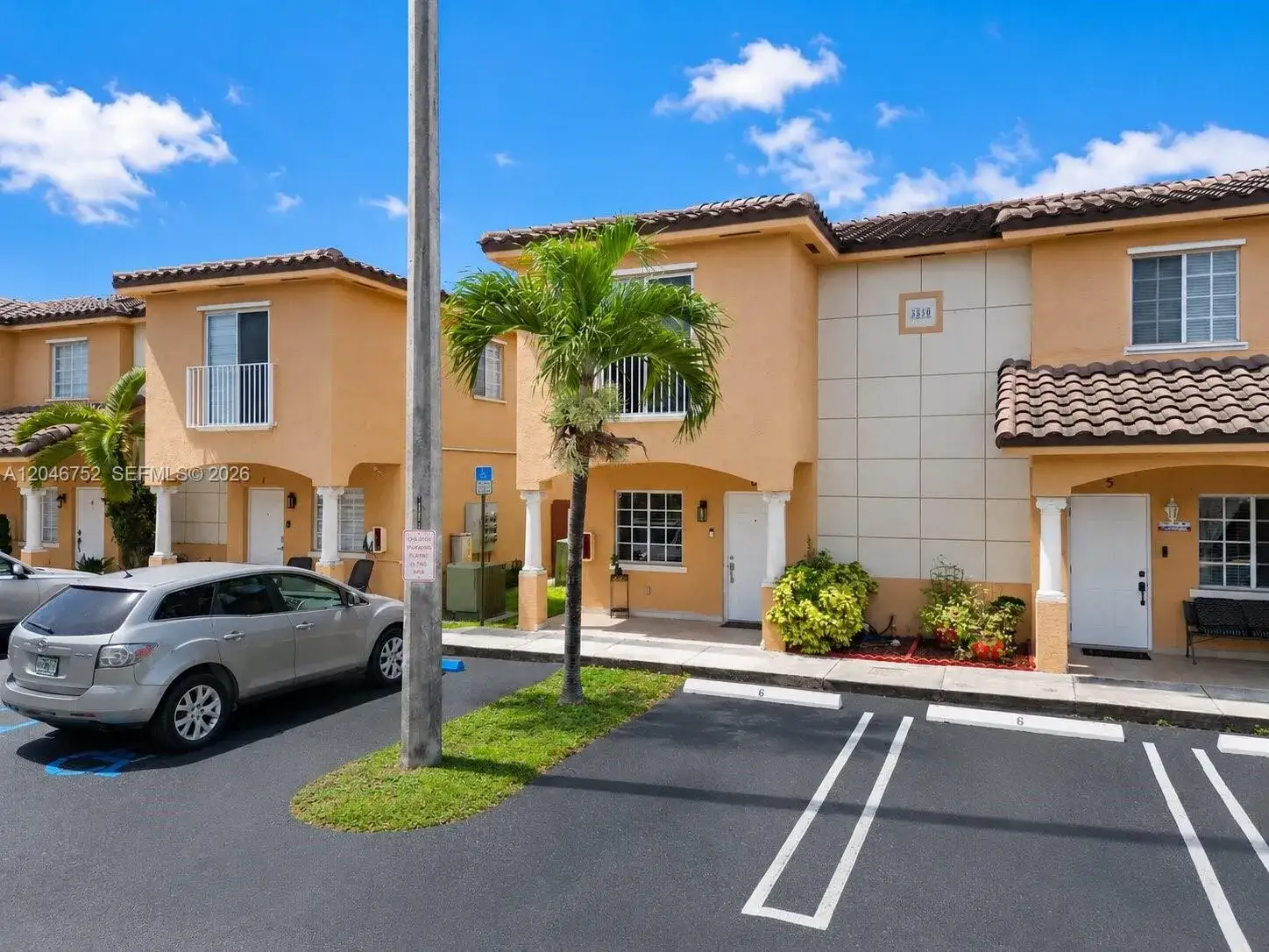 3 bedroom 2 bath Residential for sale at 3539 W 76th St # 6, Hialeah FL 33018