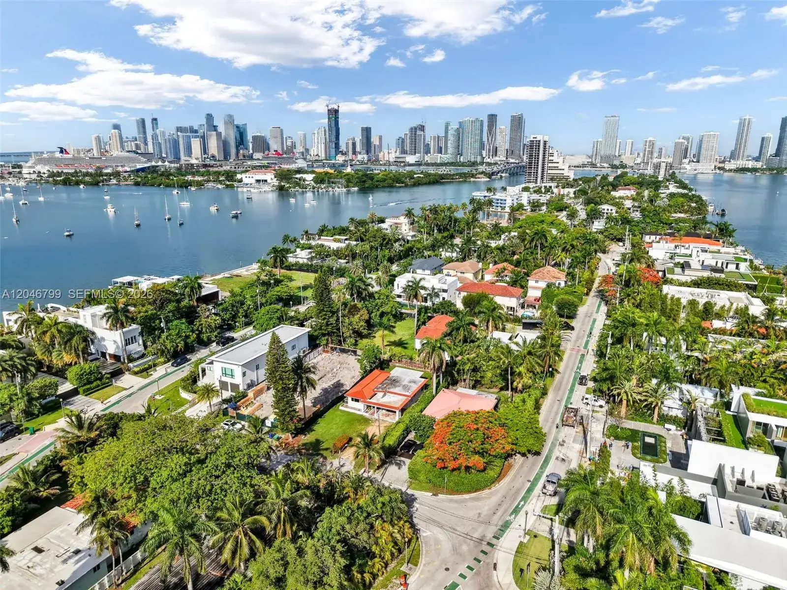 2 bedroom 2 bath Residential Lease for rent at 1500 NE 13th Pl, Miami FL 33139