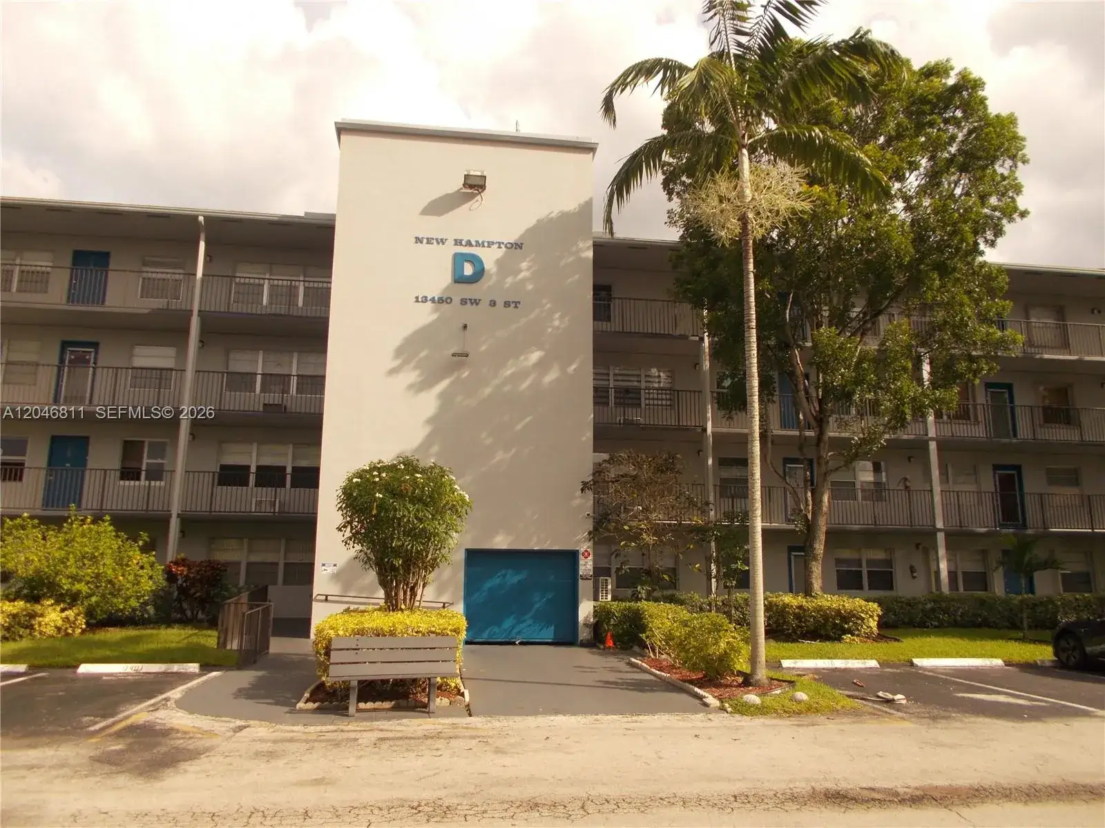 2 bedroom 1 bath Residential Lease for rent at 13450 SW 3rd St # 212D, Pembroke Pines FL 33027